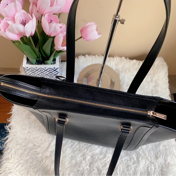 Michael Kors Carine Large Pebbled Leather Tote Bag - Picture 5 of 8